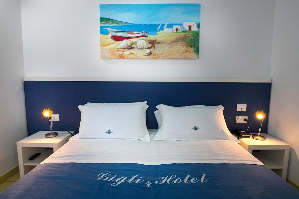 Gigli Hotel Salento มารินาดิเปสโคลูเซ ภายนอก รูปภาพ