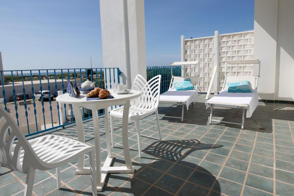 Gigli Hotel Salento มารินาดิเปสโคลูเซ ภายนอก รูปภาพ