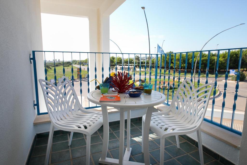 Gigli Hotel Salento มารินาดิเปสโคลูเซ ภายนอก รูปภาพ