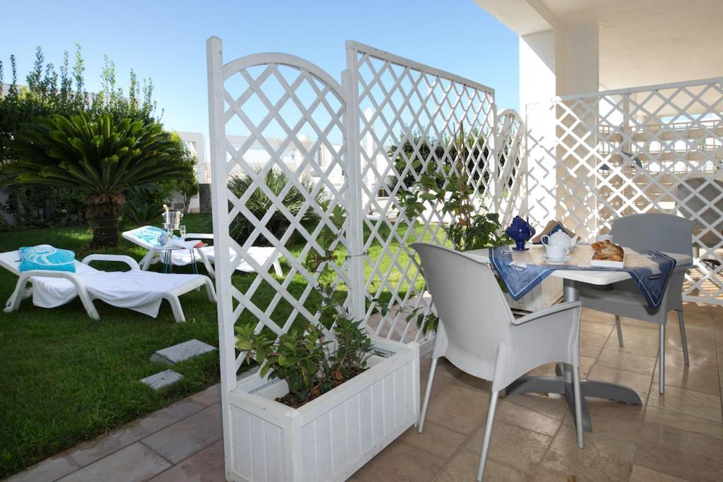 Gigli Hotel Salento มารินาดิเปสโคลูเซ ภายนอก รูปภาพ