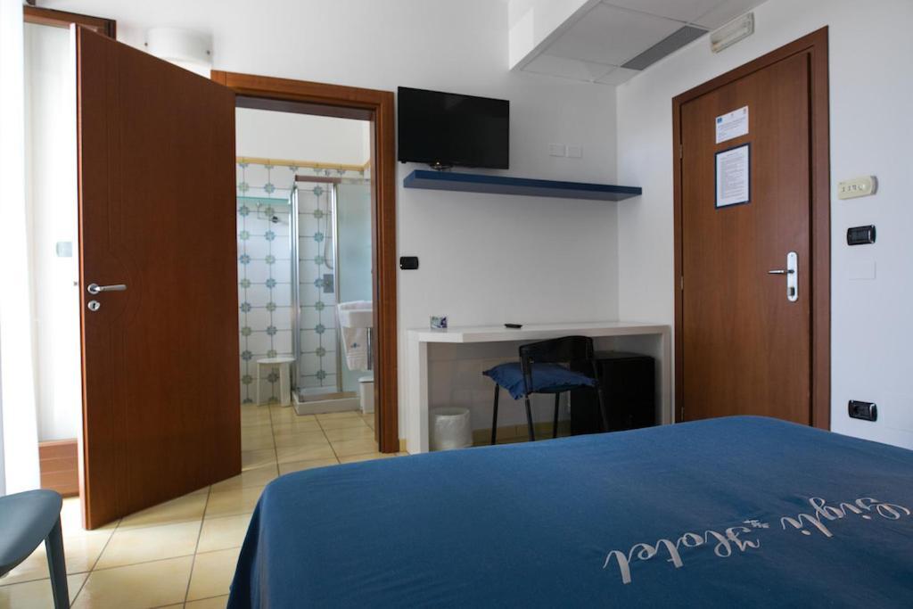 Gigli Hotel Salento มารินาดิเปสโคลูเซ ภายนอก รูปภาพ