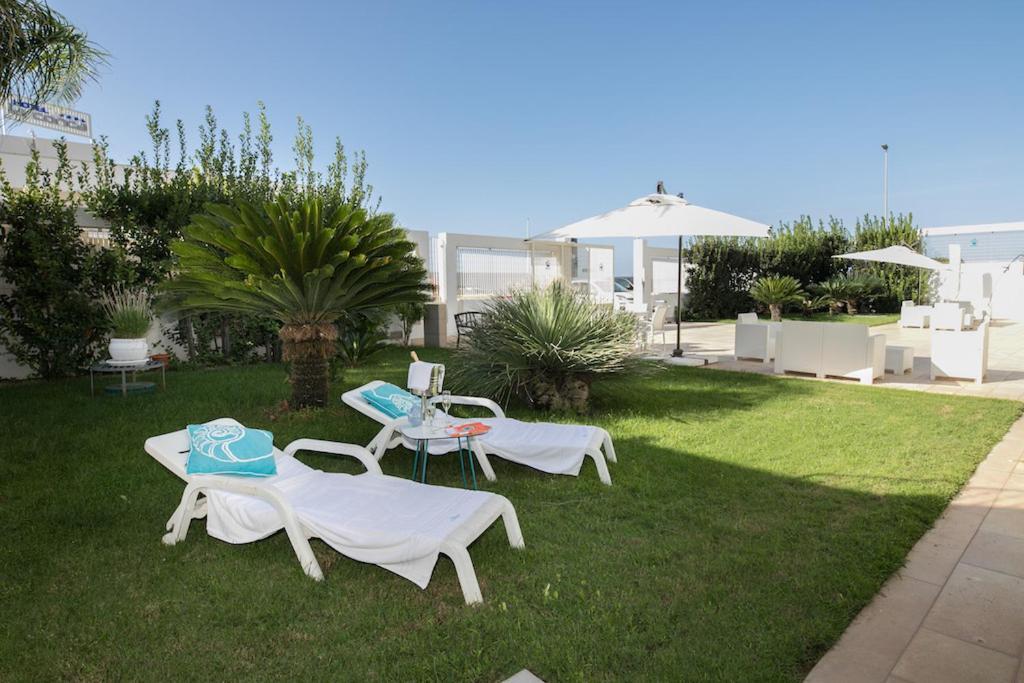 Gigli Hotel Salento มารินาดิเปสโคลูเซ ภายนอก รูปภาพ
